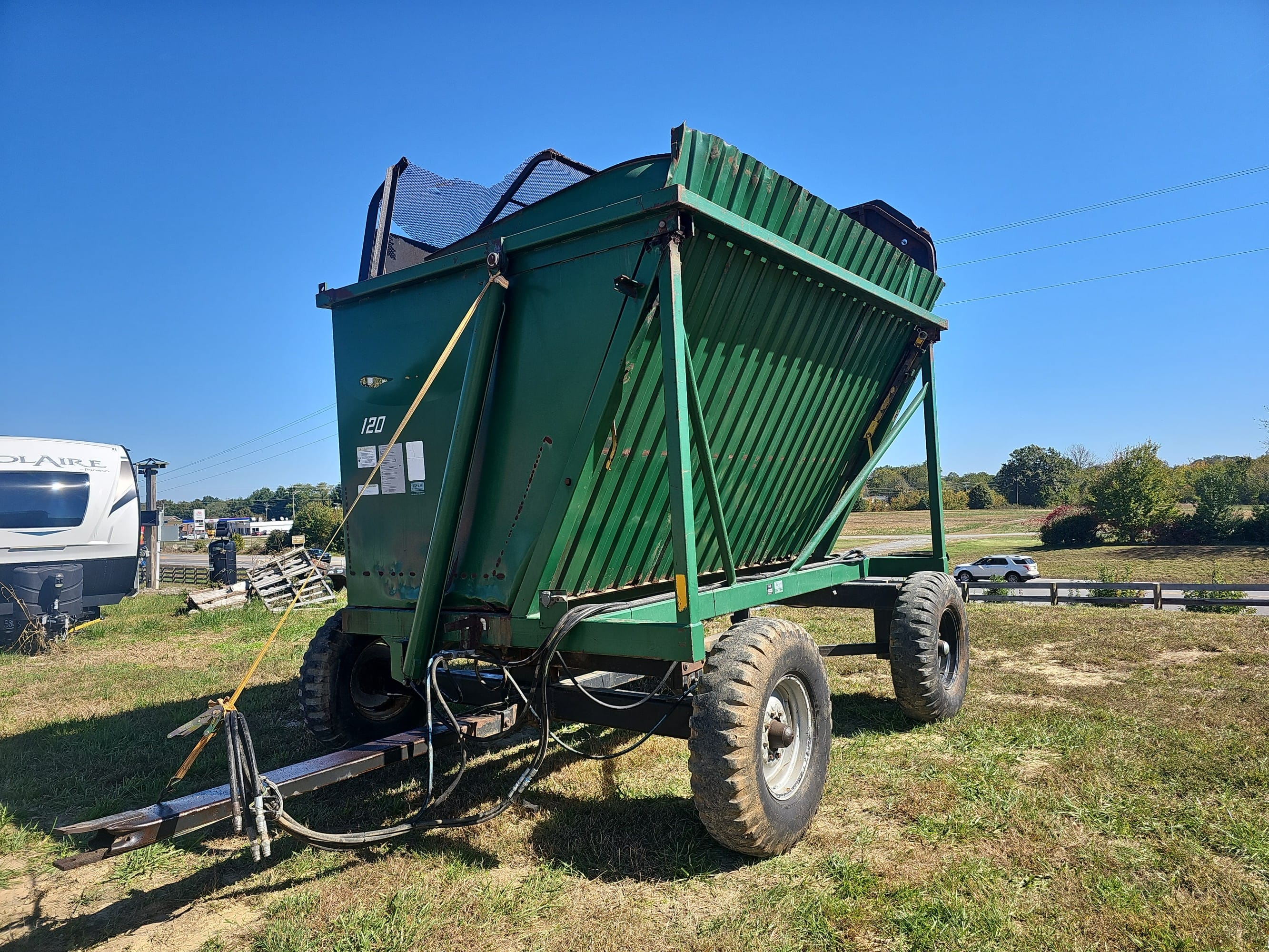 Badger 120 Equipment Image0