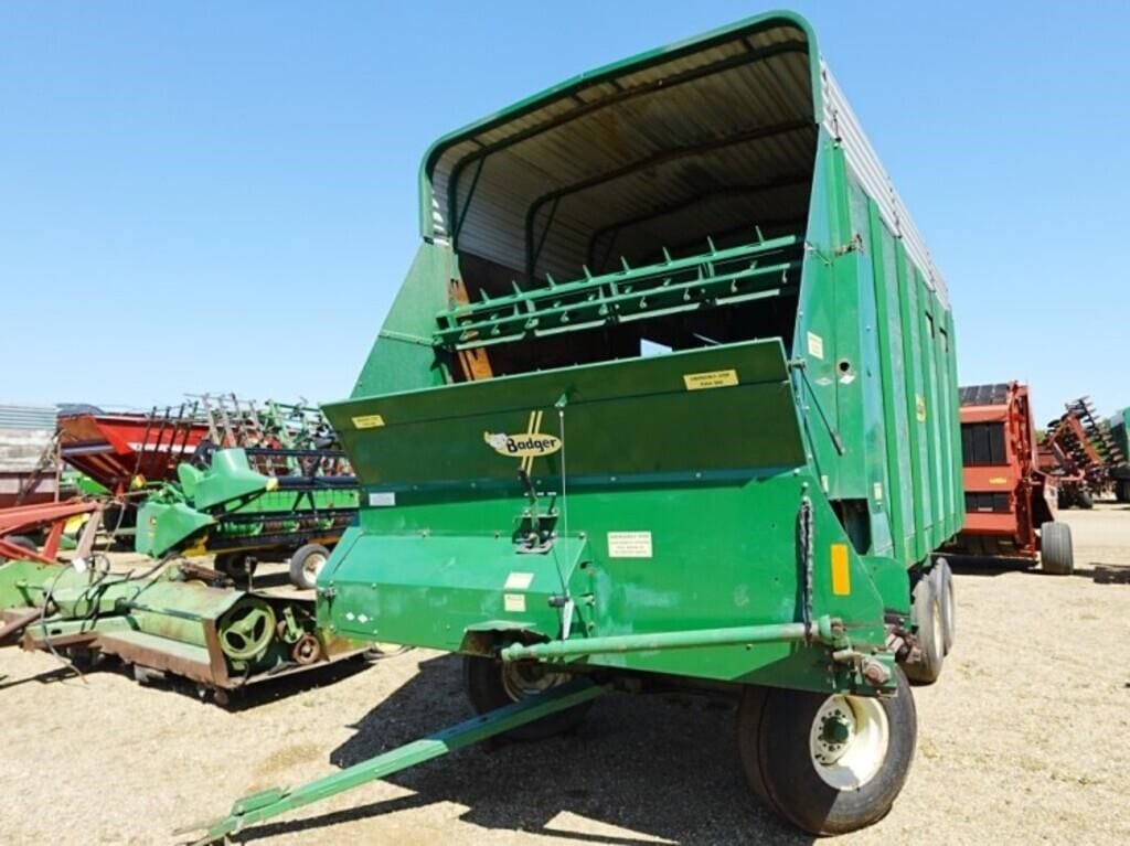 Badger BN950 Equipment Image0