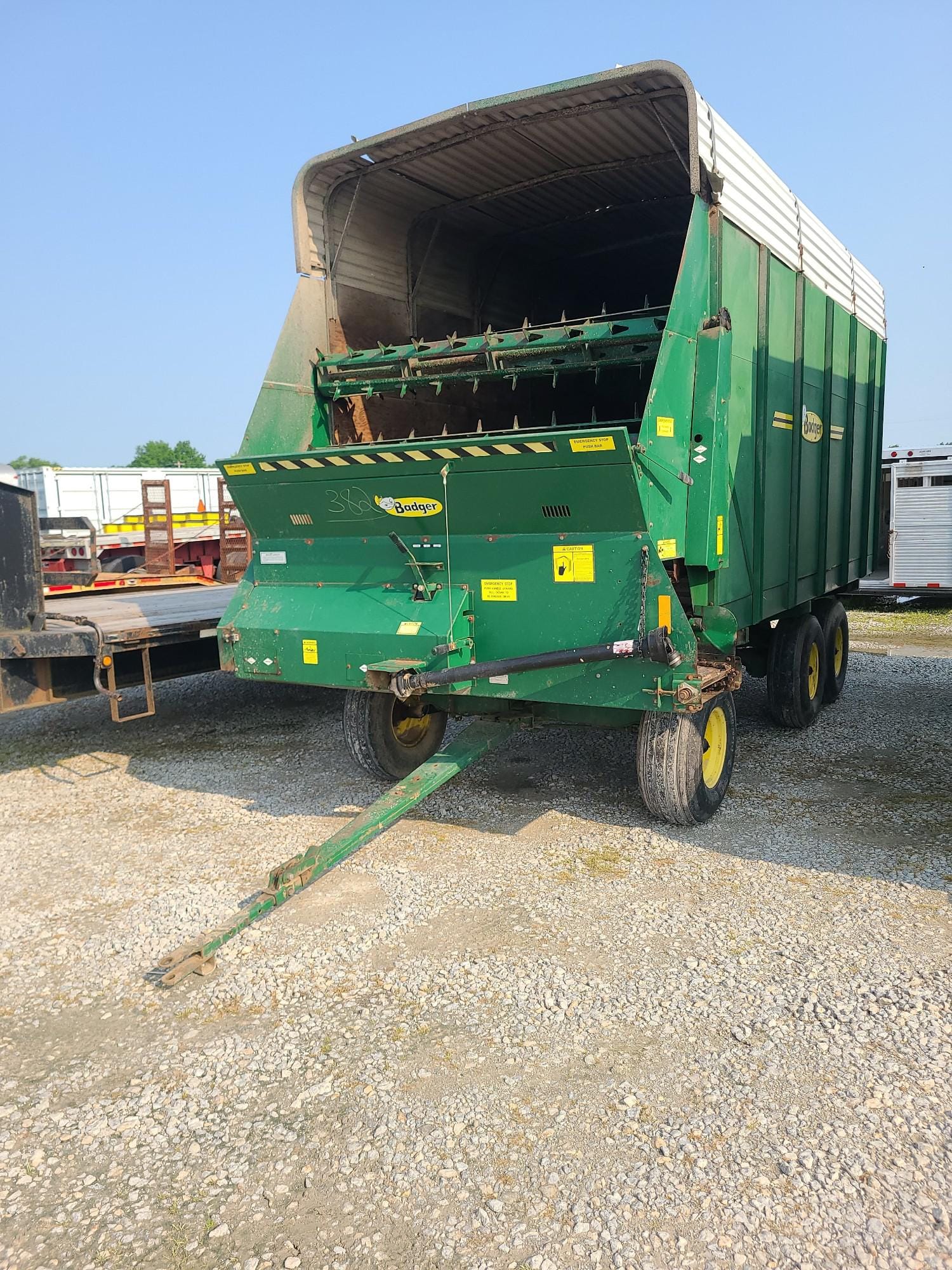 Main image Badger 1115B16