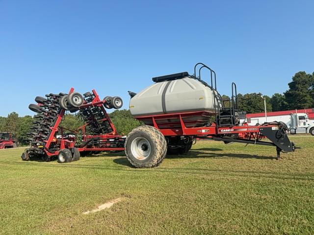 Image of Case IH Precision Air 2330 equipment image 4