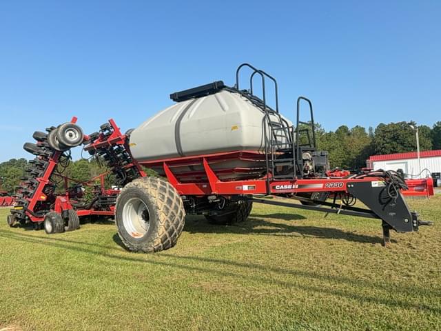 Image of Case IH Precision Air 2330 equipment image 3