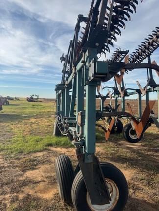 Image of Baker Culti-Sweep equipment image 1