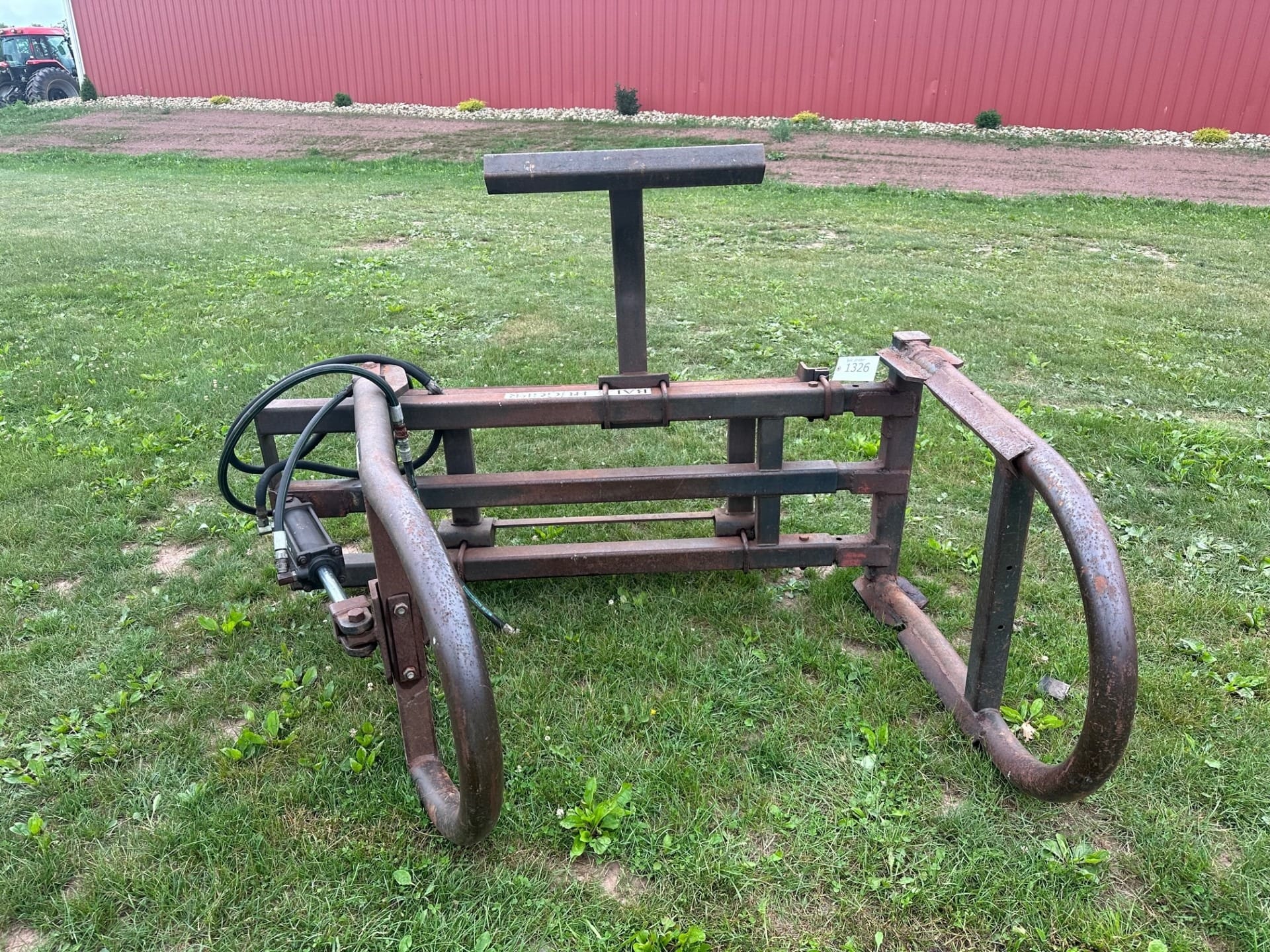 Undetermined Bale Hugger Equipment Image0
