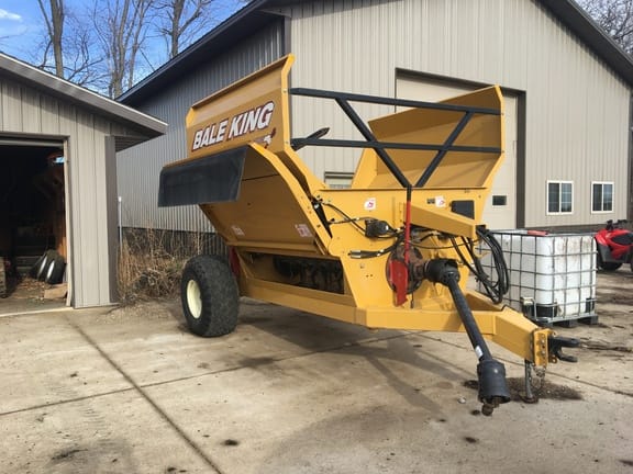 Main image Bale King 5100