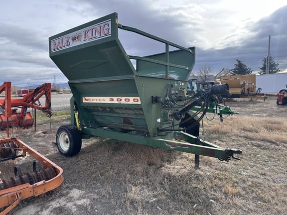 Bale King Vortex 3000 Equipment Image0