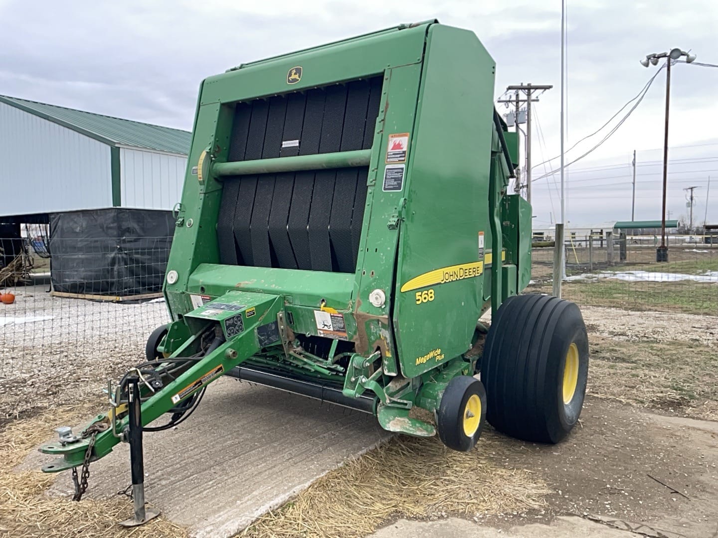 Main image John Deere 568 Mega Wide Plus