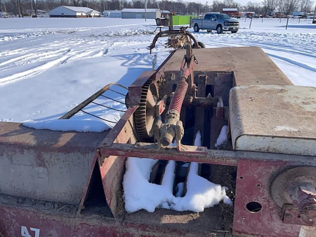 Image of McCormick Intl 47 equipment image 4