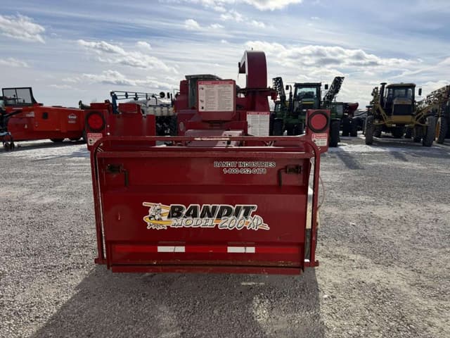 Image of Bandit 200XP equipment image 4