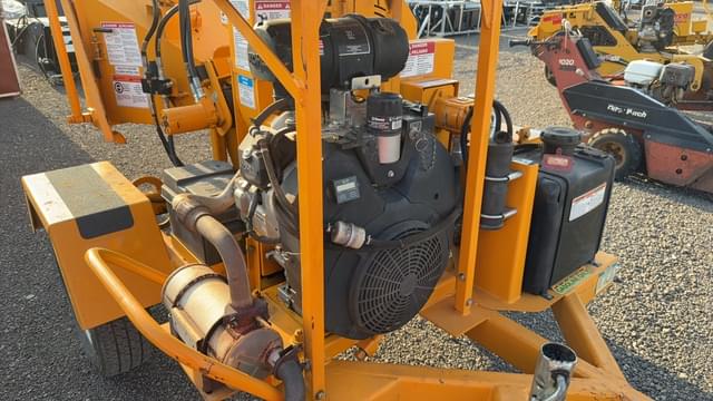 Image of Bandit 75XP equipment image 2