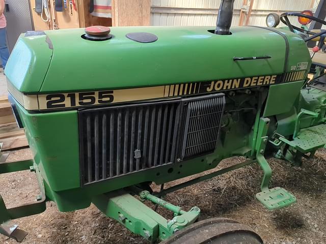 Image of John Deere 2155 equipment image 4