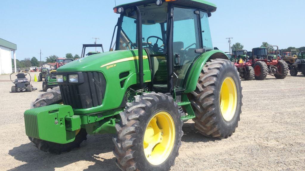 Main image John Deere 5095M