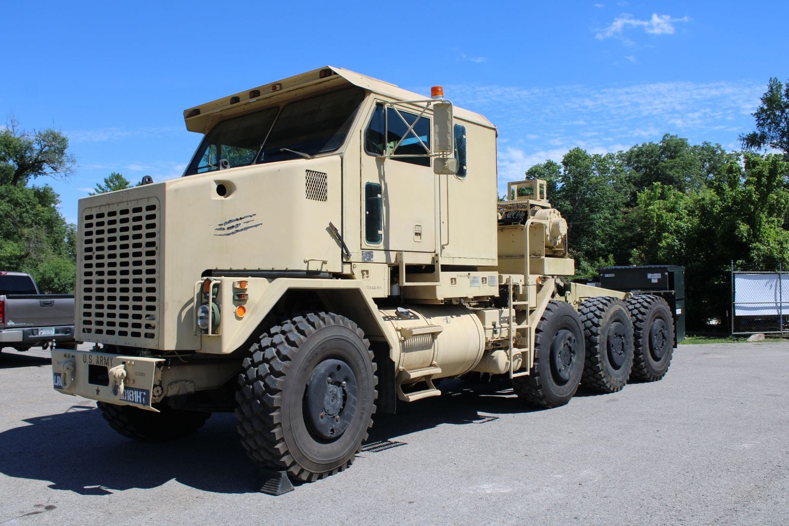 2012 Oshkosh M1070 Equipment Image0
