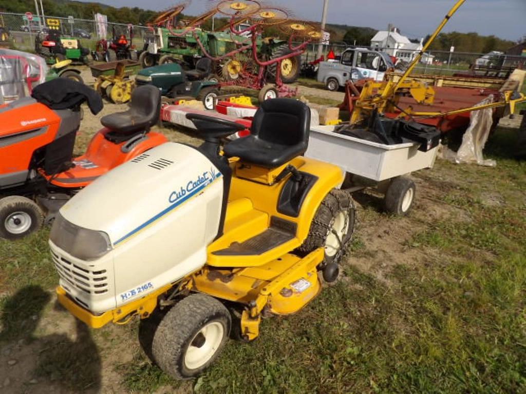 Image of Cub Cadet HDS2165 Primary image