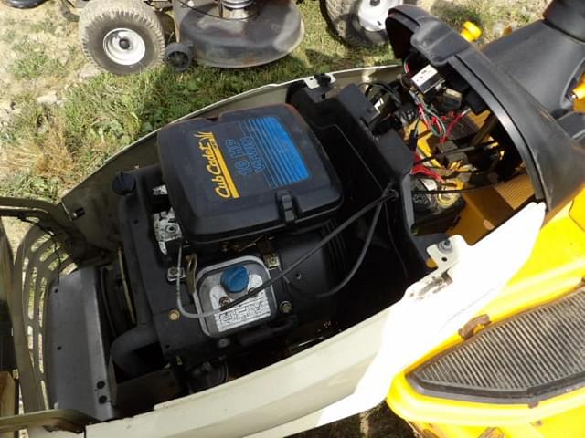 Image of Cub Cadet HDS2165 equipment image 3