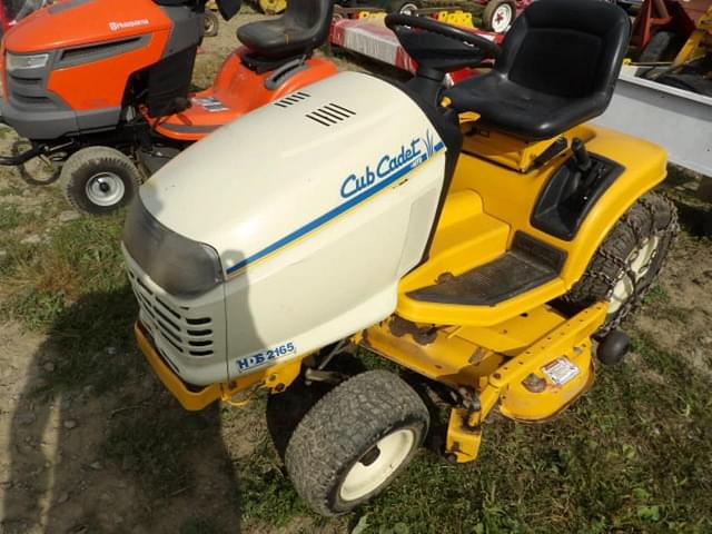 Image of Cub Cadet HDS2165 equipment image 2