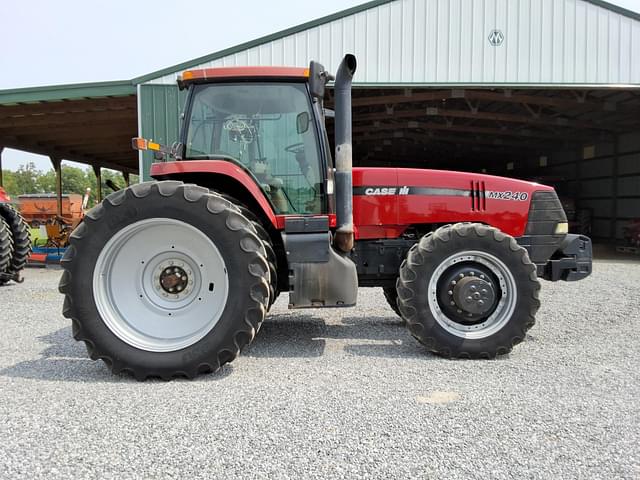 Image of Case IH MX240 equipment image 1