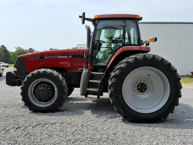 Image of Case IH MX240 equipment image 4