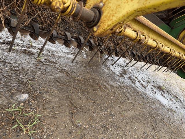 Image of John Deere 1209 equipment image 4