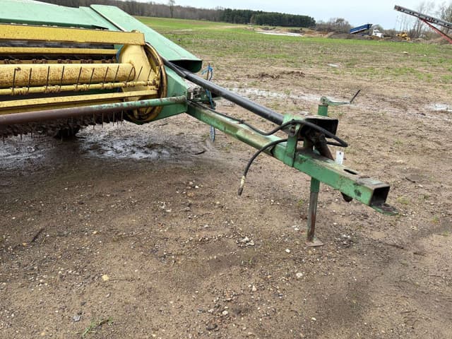 Image of John Deere 1209 equipment image 1