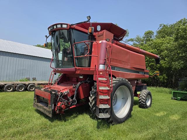 Image of Case IH 2388 equipment image 2