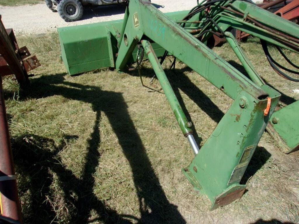 Main image John Deere 148