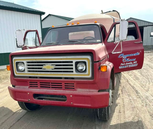 Image of Chevrolet C60 equipment image 2