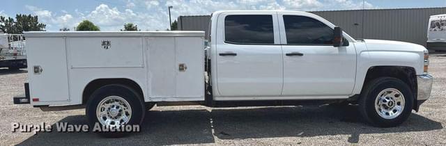 Image of Chevrolet 3500HD equipment image 3