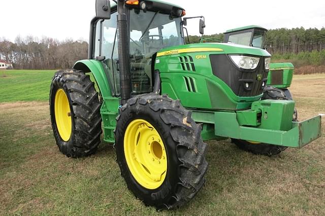 Image of John Deere 6115M equipment image 1