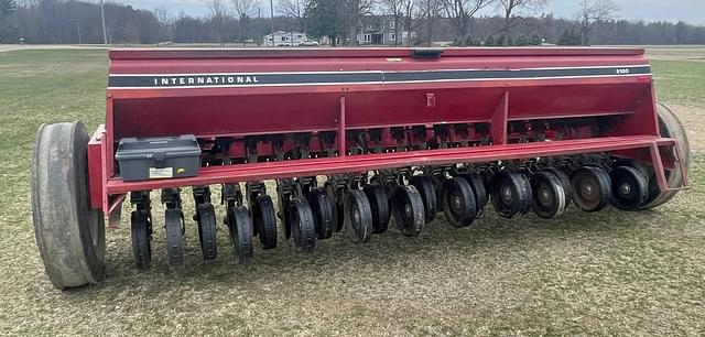 Image of International Harvester 5100 equipment image 3