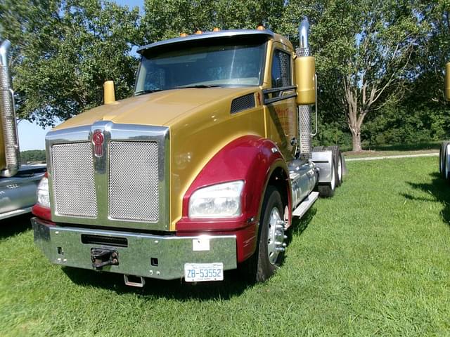 Image of Kenworth T880 equipment image 1