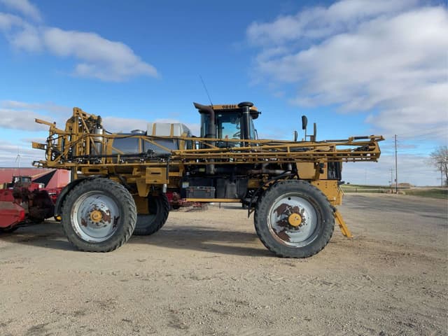 Image of Ag-Chem RoGator 984 equipment image 1