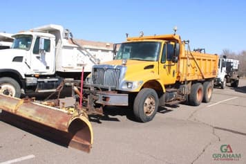 Main image International 7400