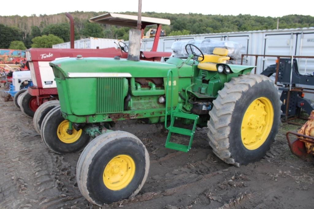 John Deere 4020 Equipment Image0
