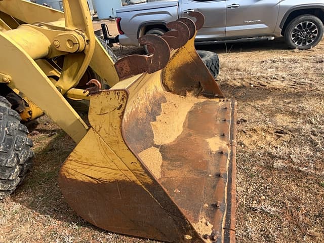 Image of John Deere 544 equipment image 1