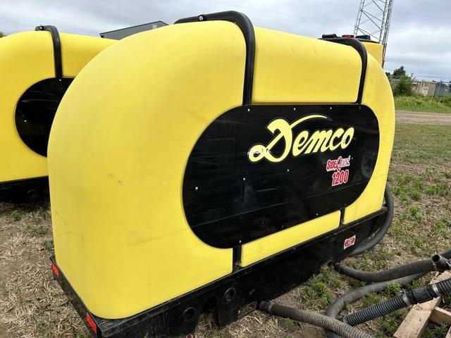 Image of Demco Side Quest equipment image 1