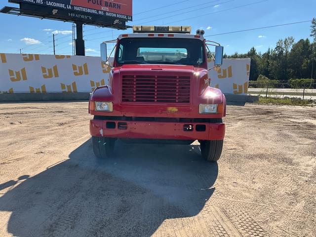 Image of International 4700 equipment image 1