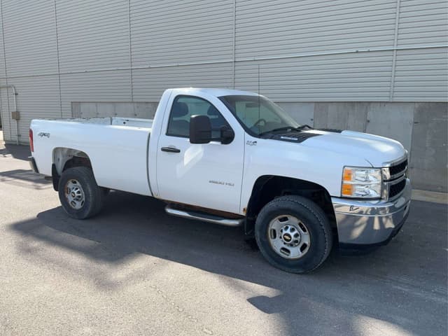 Image of Chevrolet 2500HD equipment image 2