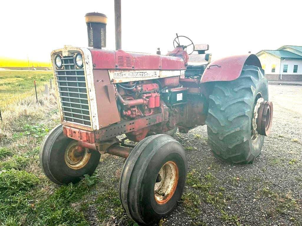 Main image International Harvester 1206
