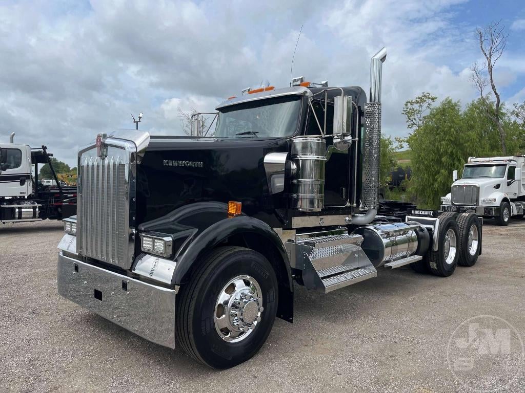 2024 Kenworth W9 Equipment Image0