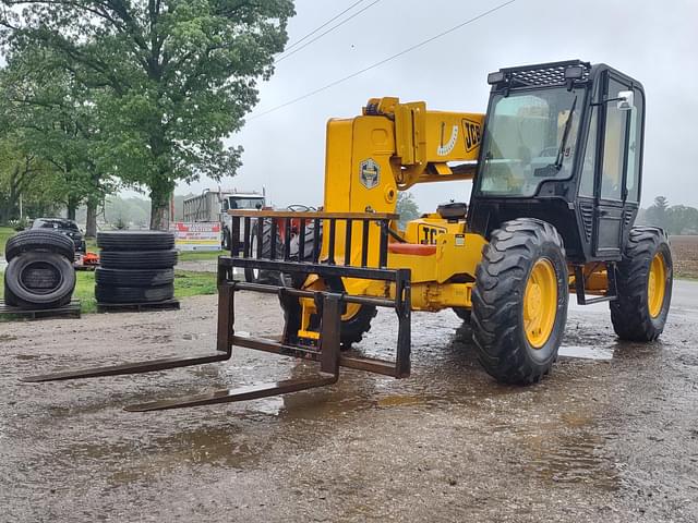 Image of JCB 506C equipment image 2