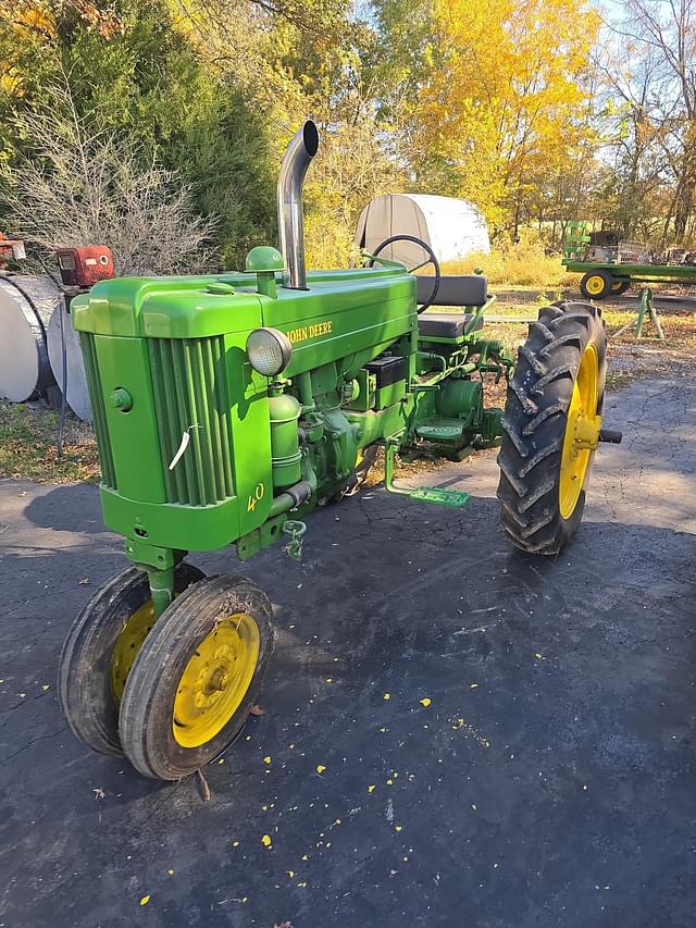 Image of John Deere 40 equipment image 1