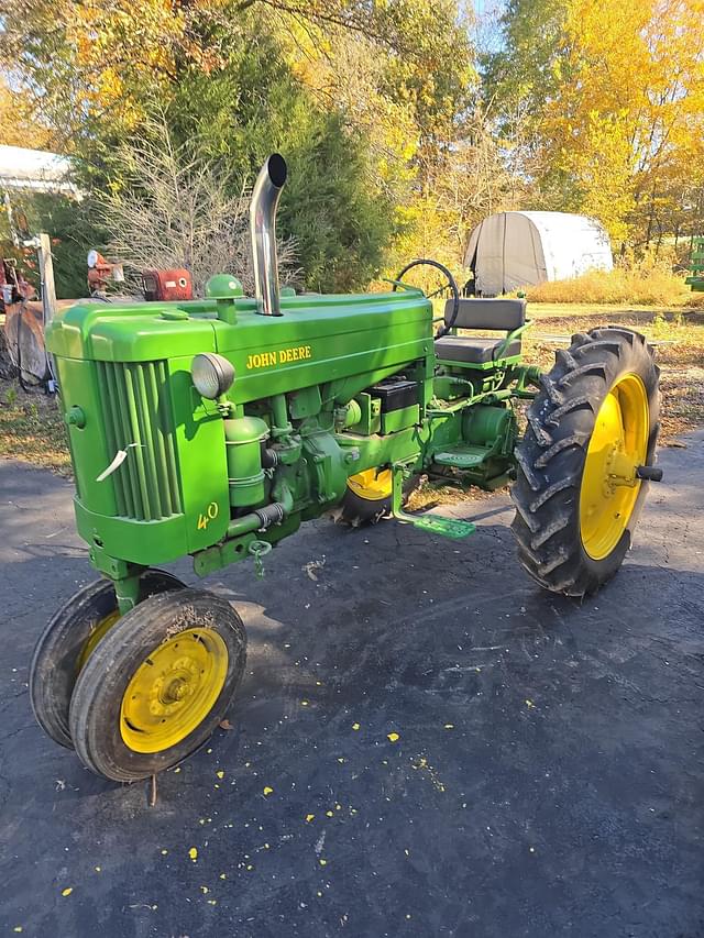 Image of John Deere 40 equipment image 2