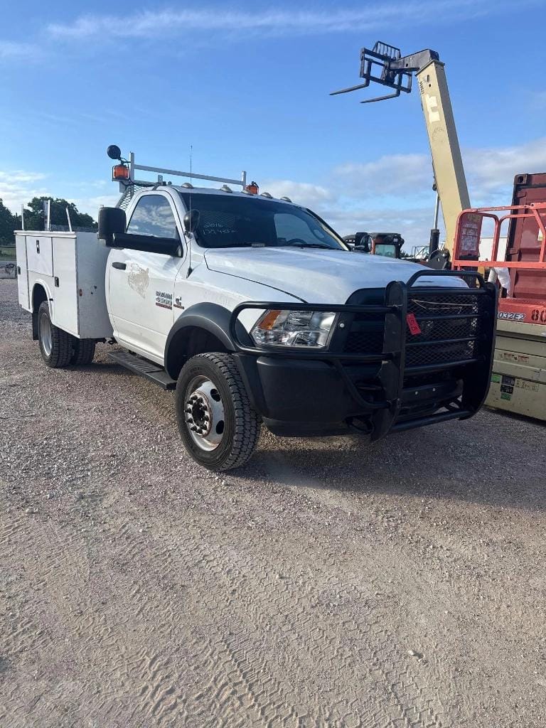 Trucks image