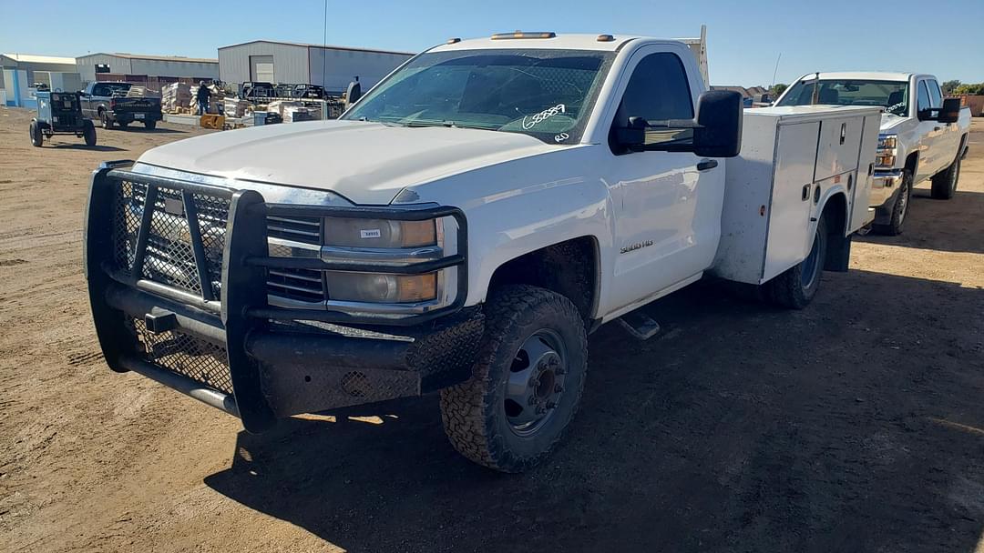 Image of Chevrolet 3500 Primary image