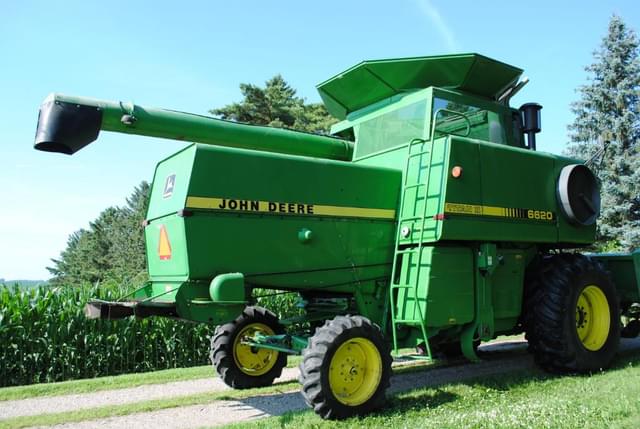 Image of John Deere 6620 equipment image 4