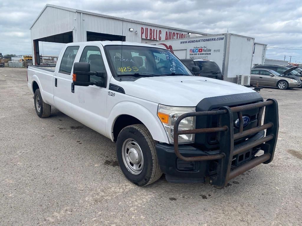 Image of Ford F-350 Primary image