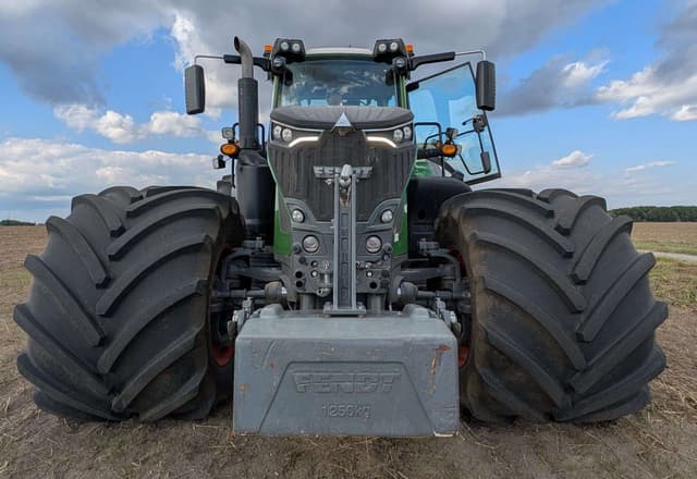Image of Fendt 942 Vario equipment image 1