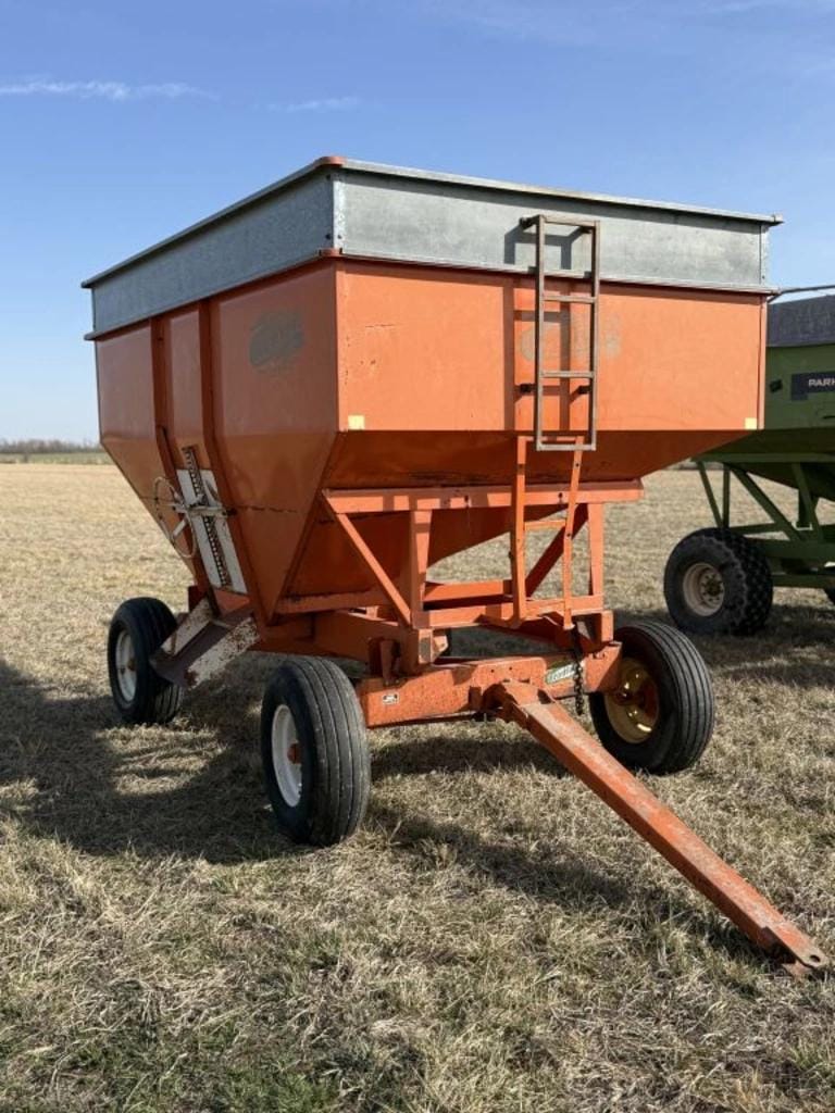 Bradford 225 Equipment Image0