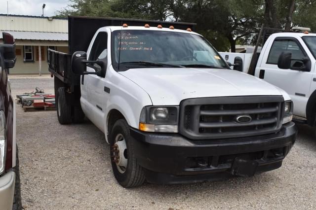 Image of Ford F-350 equipment image 1