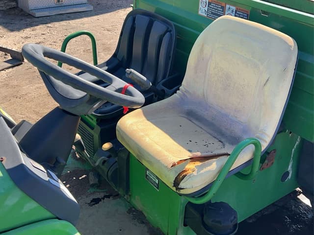 Image of John Deere Gator TS 4x2 equipment image 3